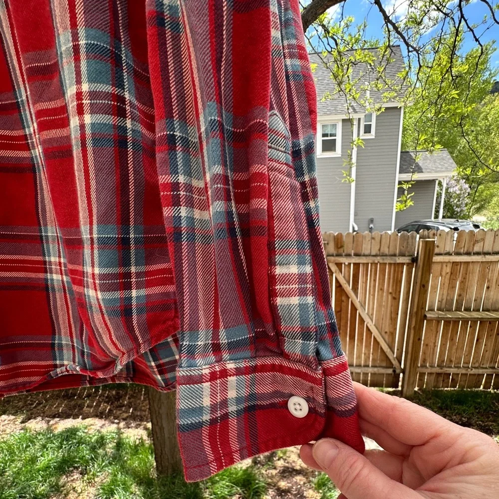 J. Crew Men's Red Midweight Flannel Plaid Shirt Large - Picture 6 of 14